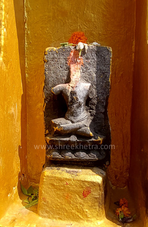 Idol of Lord Buddha on the western side wall