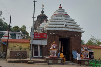 Sakhigopal Temple