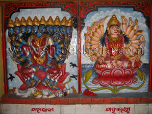 Goddesses on inner wall